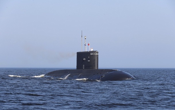 Российские военные запускают ракеты по Украине с подводных лодок - СМИ