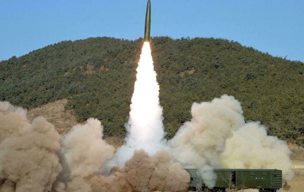 На Западе заметили "необычный" запуск ракеты в КНДР