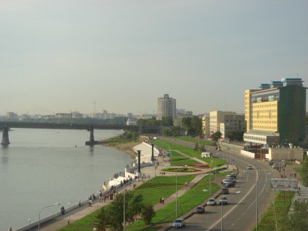 В Омске совершили наезд на велосипедиста.