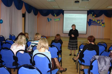 Конфликты в учебных заведениях Омска будут разрешать обученные люди.