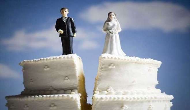В Омске на шесть браков приходится четыре развода