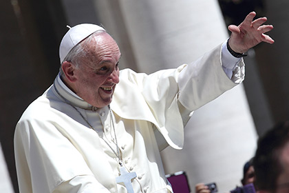 Папа Римский разрешит священникам прощать аборты в течение года