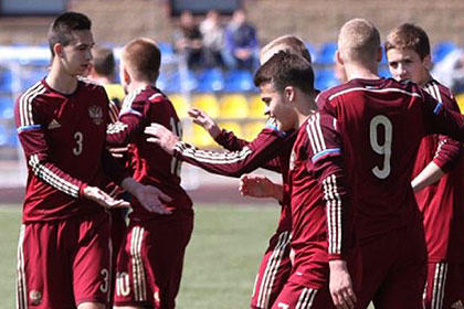 Юношеская сборная России по футболу сыграет на Красной площади