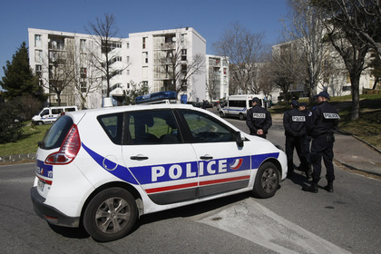 Француз получил 30 лет тюрьмы за убийство сына в стиральной машинке