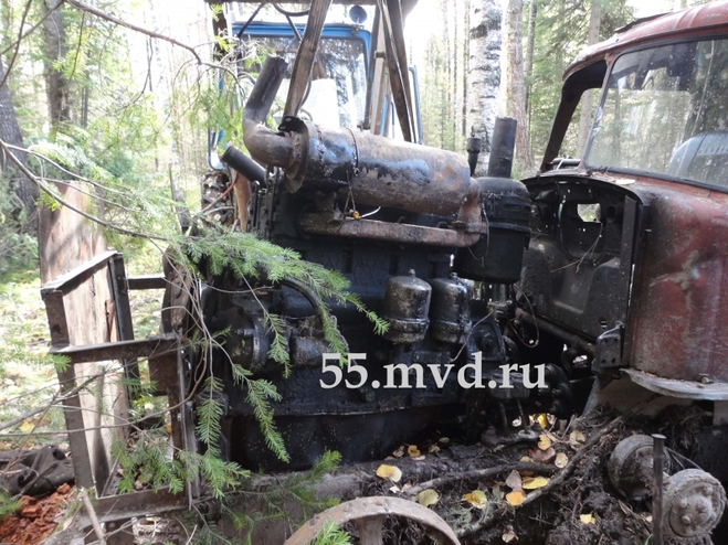 В Омской области двое подельников украли автозапчасти с трактора на сумму более 100 000 рублей