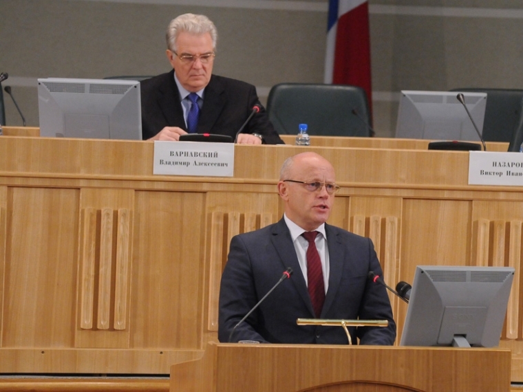 Виктор Назаров выступит перед депутатами Заксобарния с бюджетным посланием на 2016 год