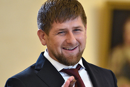 Кадыров призвал ограничить продажу открытых свадебных платьев в Чечне