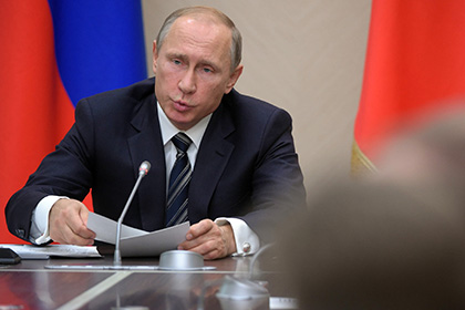 Путин назвал информационными атаками сообщения о жертвах российских ВКС в Сирии Путин назвал информационными атаками сообщения о жертвах российских ВКС в Сирии