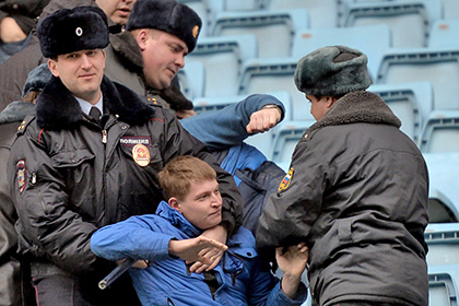 Полиция Иваново предотвратила массовую драку на матче «Текстильщик» — «Химки»