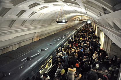 Московское метро перейдет на усиленный режим работы Московское метро перейдет на усиленный режим работы