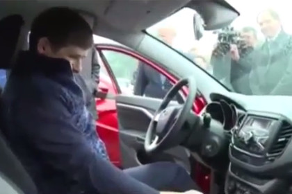Кадыров остался доволен автомобилем Lada Vesta