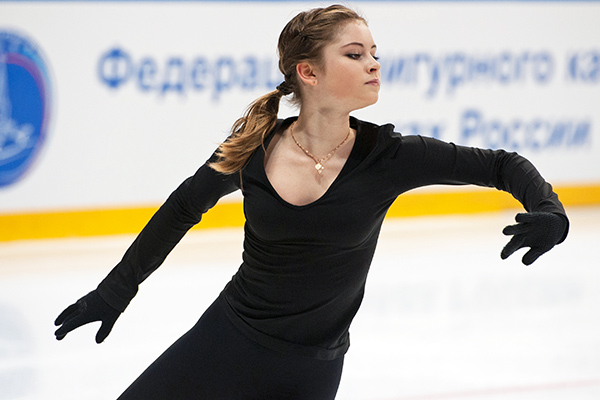 Юлия Липницкая впервые с декабря 2014 года выступила на соревнованиях: Другие зимние:
