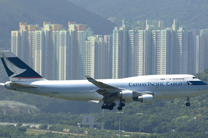 Cathay Pacific приостановила полеты над Каспием из-за запуска российских ракет