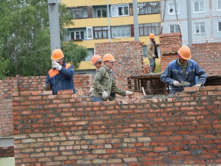 Строители обещают сдать детсад на Сибирском проспекте до 21 декабря