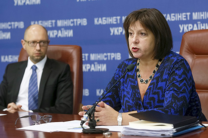 Украина попросила иностранцев удвоить финансовую поддержку Украина попросила иностранцев удвоить финансовую поддержку