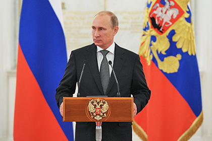 Путин потребовал от ФСБ выявлять связи международных террористов в России