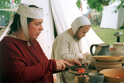 Средневековые горожане оказались обреченными на слабоумие и тяжелые болезни