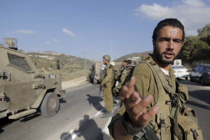 Палестинец протаранил автомобилем группу израильских солдат