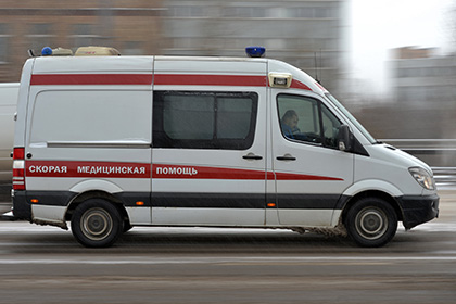 В Волгограде автомобилистка перепутала педали и задавила трехлетнего сына В Волгограде автомобилистка перепутала педали и задавила трехлетнего сына