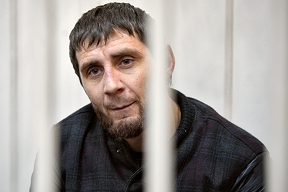 Обвиняемый в убийстве Немцова попросил Путина отправить его в Сирию Обвиняемый в убийстве Немцова попросил Путина отправить его в Сирию