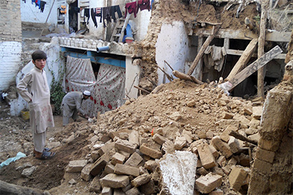 Число жертв афганского землетрясения превысило 340 человек