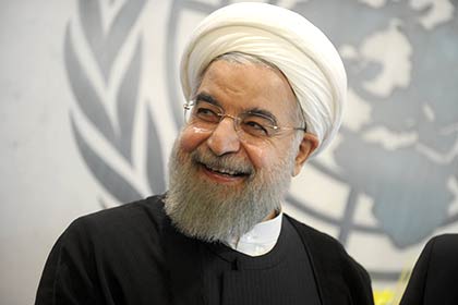 Рухани назвал сроки снятия санкций с Ирана