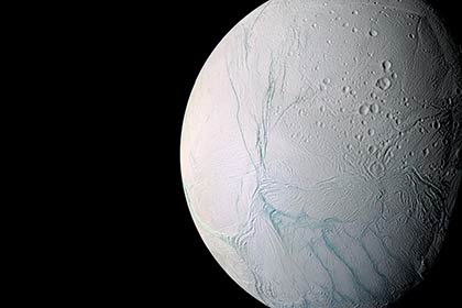 Найдено объяснение возможным хемоавтоморфным формам жизни на спутнике Сатурна