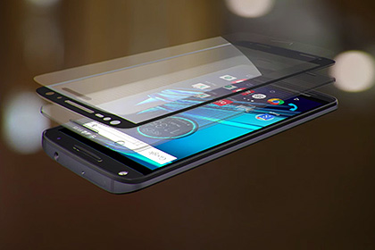 Motorola представила первый в мире смартфон с небьющимся экраном