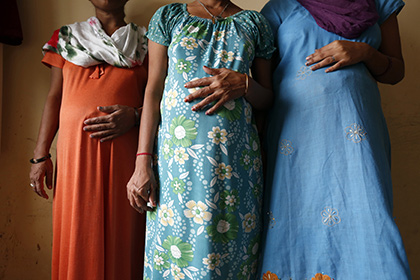 Индия запретит иностранцам пользоваться услугами суррогатных матерей