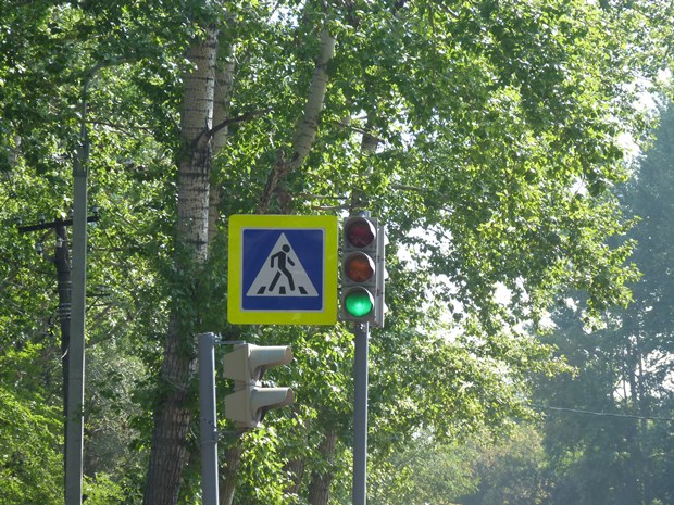 В Омске отрегулировали светофор на одном из самых опасных перекрестков #Омск #Общество #Сегодня