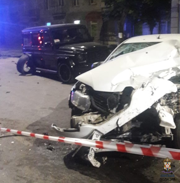 В Омске ночью погиб таксист и его пассажир #Новости #Общество #Омск