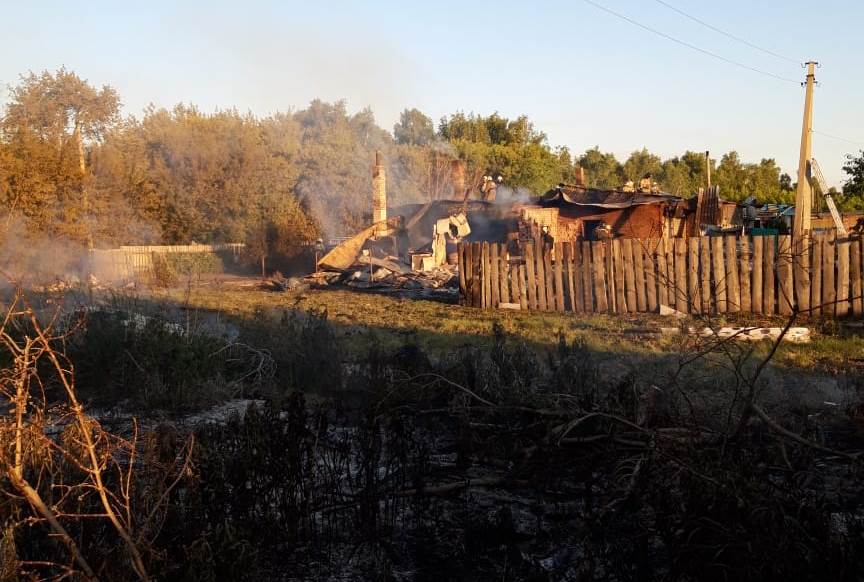 После пожара на окраине Омска, где пострадали 4 человека, возбудили уголовное дело #Новости #Общество #Омск