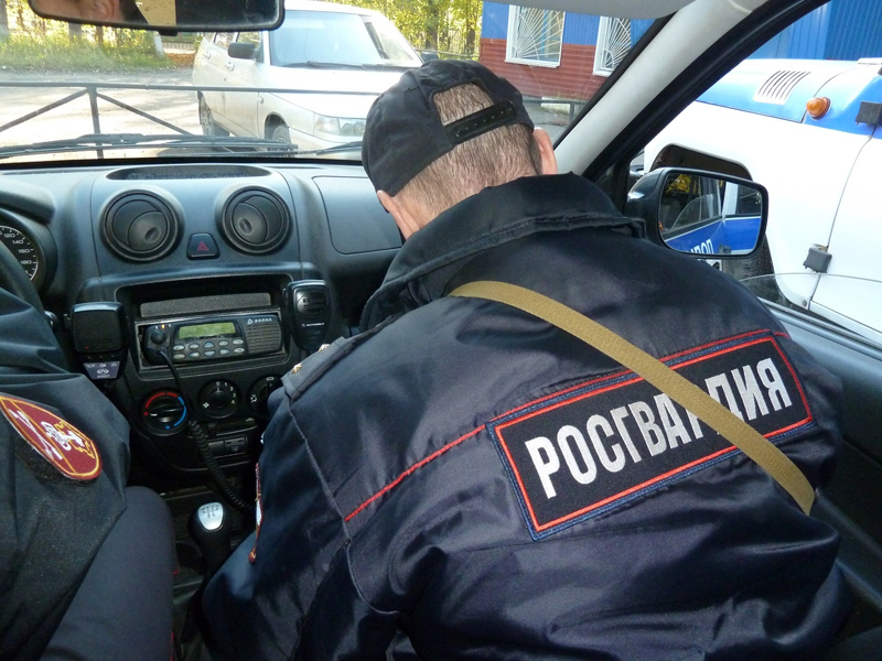 Омич пришел в гости, схватил топор и стал угрожать хозяину #Новости #Общество #Омск Омич пришел в гости, схватил топор и стал угрожать хозяину #Новости #Общество #Омск