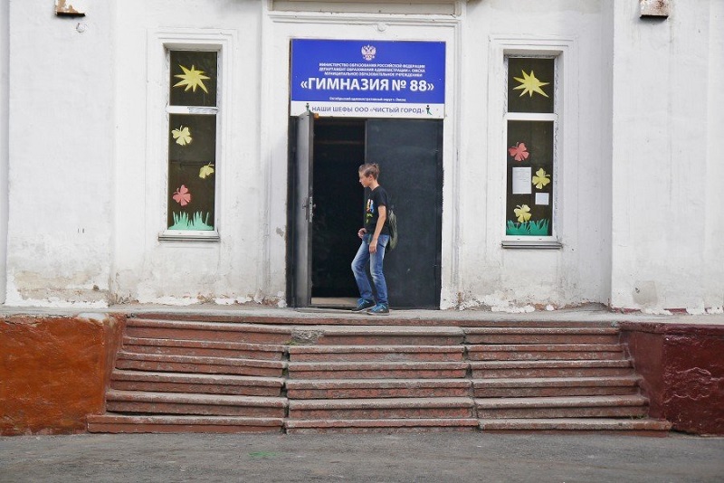 Мэрия рассказала, куда отправят учеников омской гимназии № 88 #Омск #Общество #Сегодня