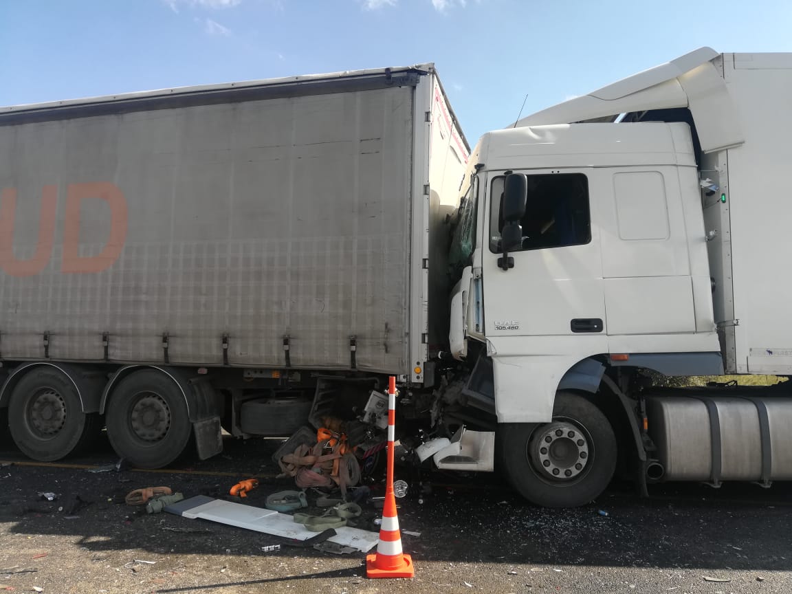 В Омской области произошло ДТП с двумя фурами, «ГАЗелью», внедорожником и легковушкой #Омск #Общество #Сегодня В Омской области произошло ДТП с двумя фурами, «ГАЗелью», внедорожником и легковушкой #Омск #Общество #Сегодня