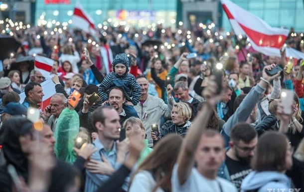 Оппозиция в Беларуси продолжила протесты Оппозиция в Беларуси продолжила протесты