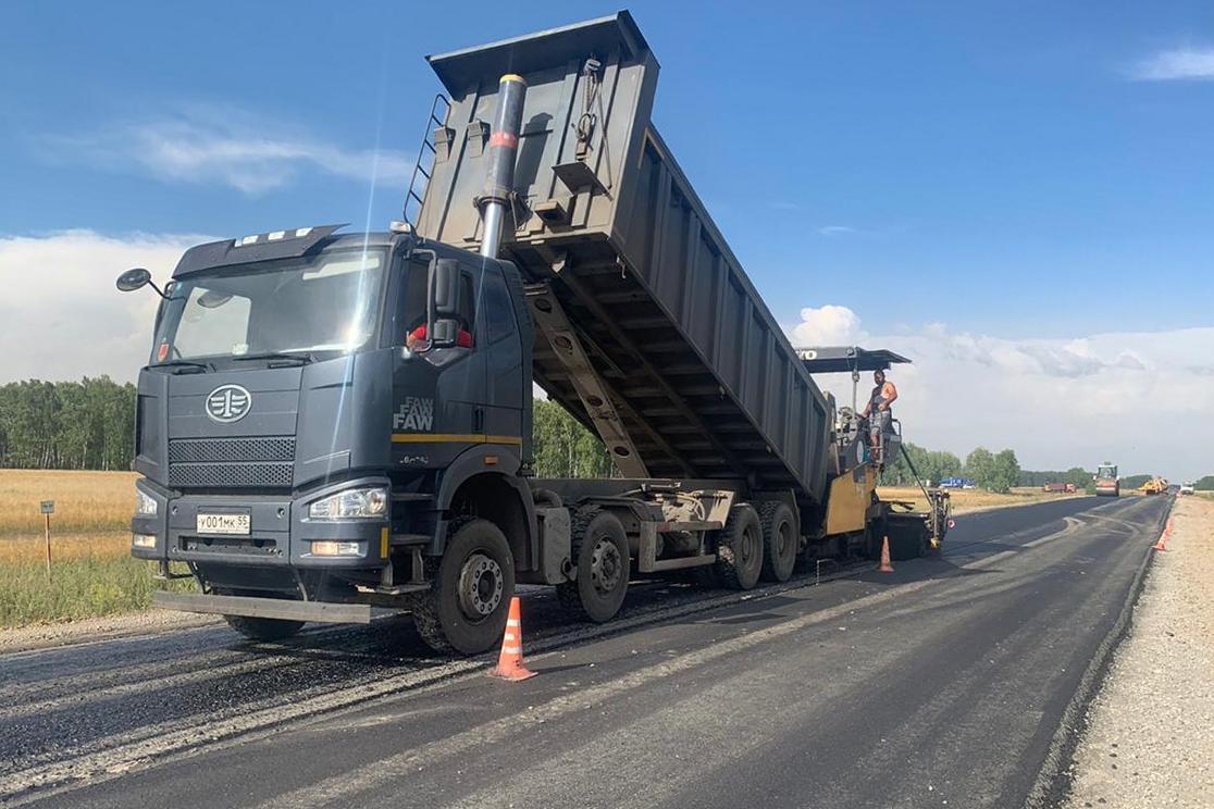 В Омской области ремонтируют одну из самых «убитых» дорог #Новости #Общество #Омск