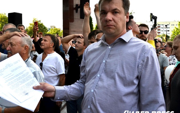 Лидера забастовки на Беларуськалии посадили на 15 суток Лидера забастовки на Беларуськалии посадили на 15 суток