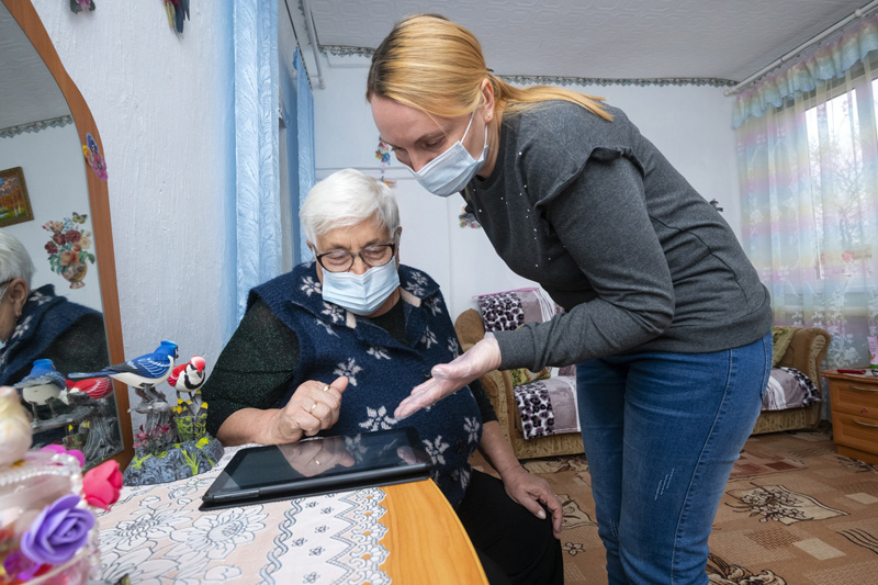 «Первый шаг в интернет» делают пожилые жители Исилькульского района #Новости #Общество #Омск