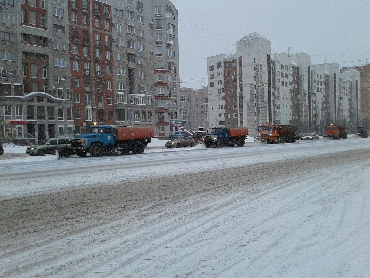 Омским дорожникам указали на своевременную уборку снега #Омск #Общество #Сегодня