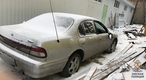 Бывшие подчиненные омского строителя из мести изуродовали его машину #Новости #Общество #Омск