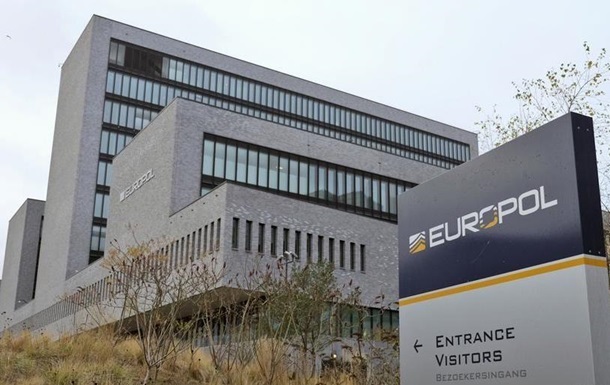 Европол предупредил о мошенничестве с COVID-вакцинами