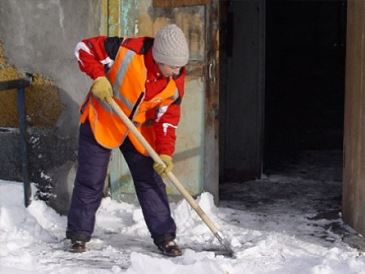 Управляющие компании Омска получили 25 тысяч уведомлений из-за наледи и снега #Омск #Общество #Сегодня