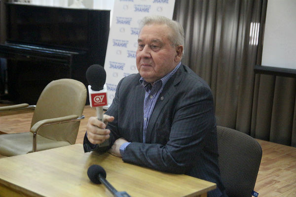 Полежаев рассказал о человеке, который привел его во власть #Омск #Общество #Сегодня