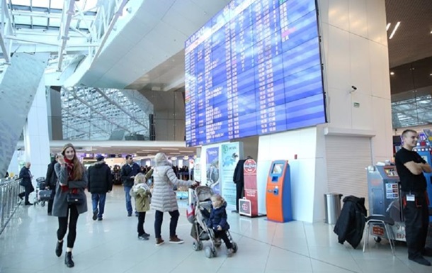 Украинцы похитили в аэропорту Минска ценный багаж у жителя РФ – СМИ