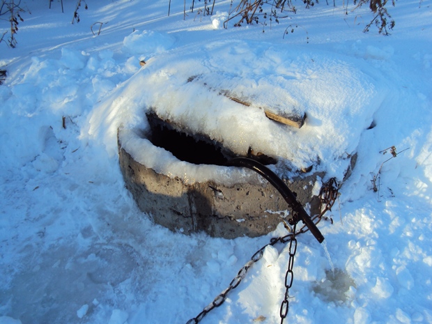 В селе на севере Омской области вода из колонок бежит кое-как #Омск #Общество #Сегодня