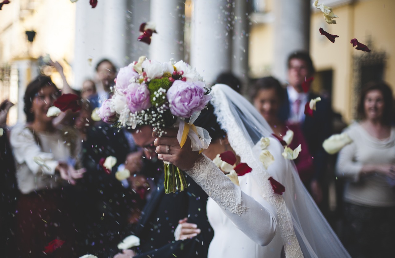 Свадебный переполох в Омске: как изменилась подготовка и сколько теперь стоит праздник? #Новости #Общество #Омск