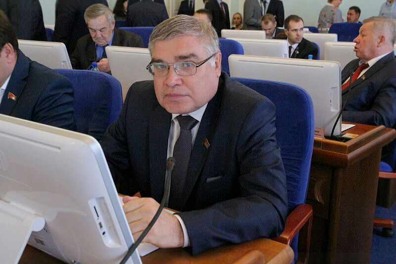 «Коммунисты России» уверяют, что прошли в омское Заксобрание не из-за спойлеров #Новости #Общество #Омск «Коммунисты России» уверяют, что прошли в омское Заксобрание не из-за спойлеров #Новости #Общество #Омск