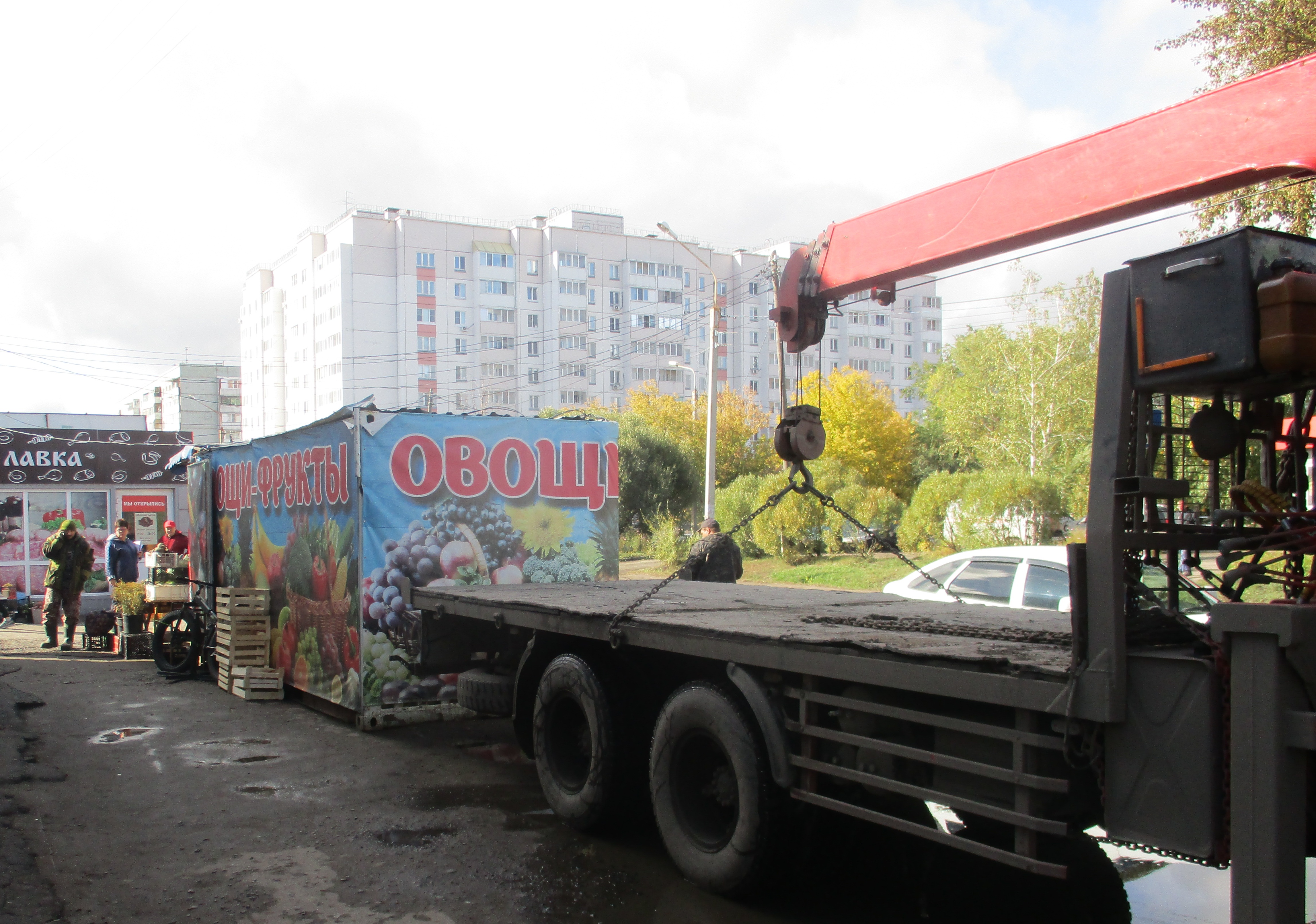 В Омске продолжают убирать незаконные торговые павильоны #Омск #Общество #Сегодня В Омске продолжают убирать незаконные торговые павильоны #Омск #Общество #Сегодня