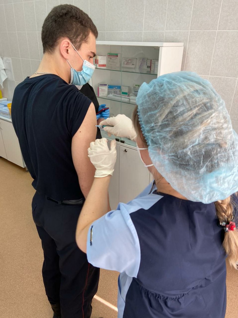 Стало известно, сколько омичей прошли ревакцинацию от ковида #Омск #Общество #Сегодня
